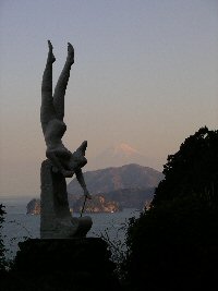 彫刻と富士山