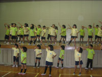 松崎小学校2年生の歌のリハーサル