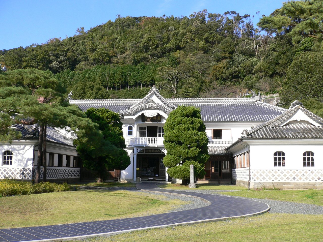 岩科学校