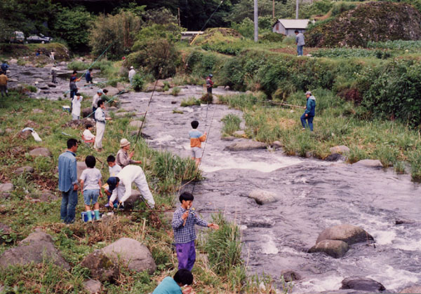 (501)池代渓流釣り大会06