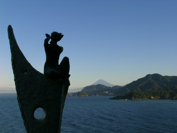 (2600)彫刻と富士山