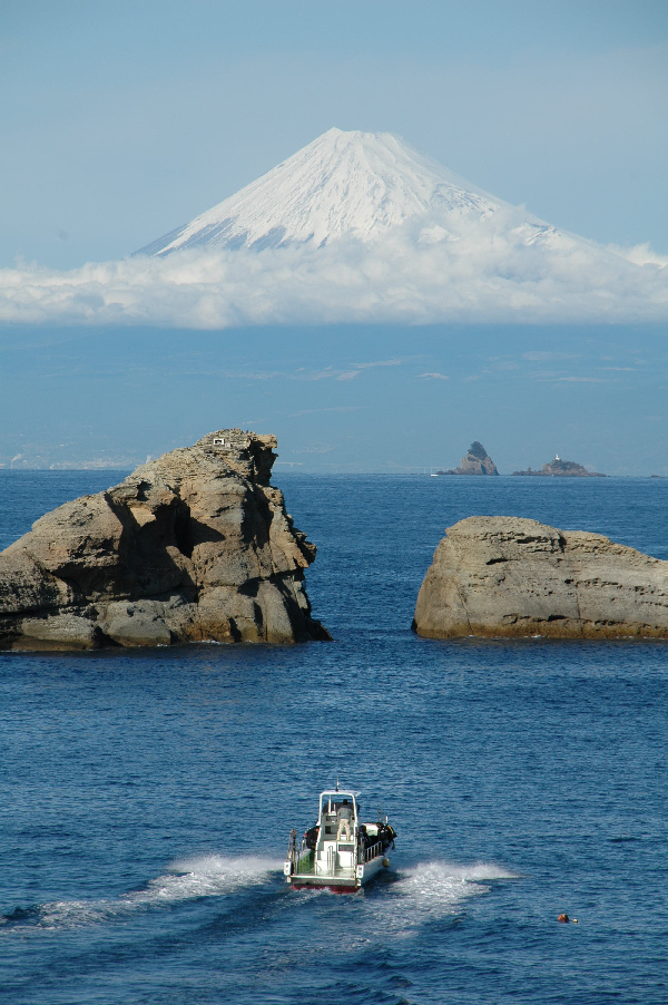 (3048)雲見海岸からの富士山