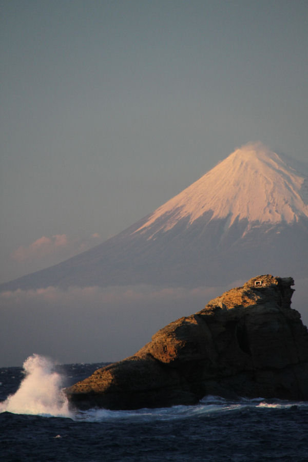 (3252)雲見海岸からの富士山