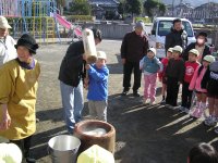 岩科幼稚園餅つき
