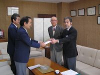 ライオンズクラブから災害見舞金