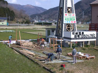 花畑足湯設置作業進行中