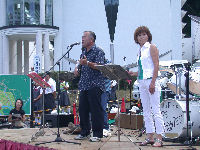 イモニーズ演奏