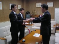 街路灯用具寄贈