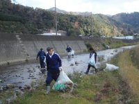 岩科川清掃