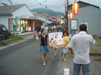 灯ろう流し