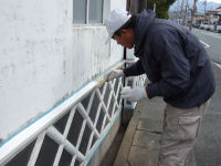 なまこ壁の塗り替え作業 なまこ壁の塗り替え作業