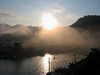 朝霧 朝霧
