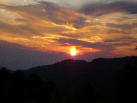 今日の長九郎山遊歩道からの夕日