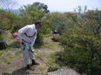 雲見地域おこしの会高通山草刈り