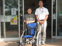 車イス寄贈 車イス寄贈