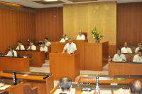 議会開会 議会開会