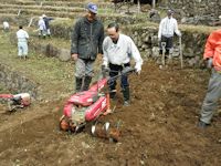 石部棚田の復田作業