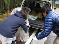 松崎町職員組合町内清掃作業