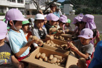 帯広市からジャガイモが届きました。