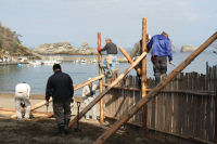 雲見海岸浜囲いの設置作業