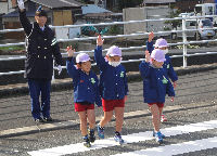 松崎幼稚園中川園で交通教室