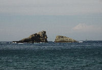 雲見海岸からの富士山と浅間神社