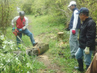 雲見の高通山で草刈り