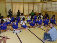 江奈地区責善社で笛の練習開始 江奈地区責善社で笛の練習開始