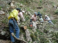 八木山炭焼き有志の会