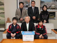 雲見子供会と雲見観光協会が募金
