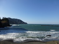 松崎新港と弁天島