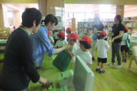 1年生図書館体験 1年生図書館体験