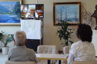 議会中継専用テレビ