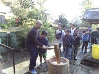 喜一寺餅つき